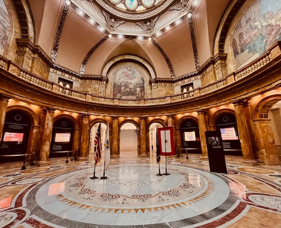 Massachusetts State House
