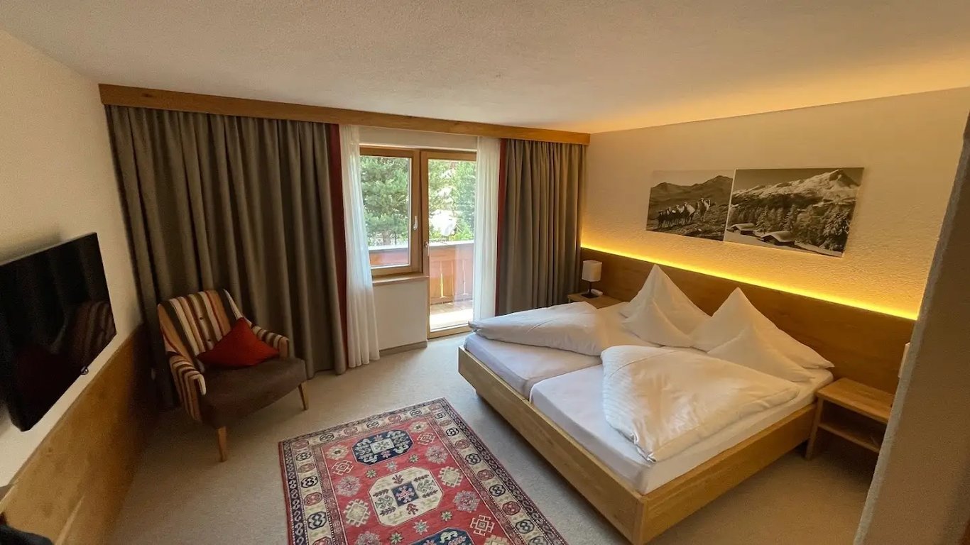"Quality Hosts Arlberg" Hotel Garni Mössmer