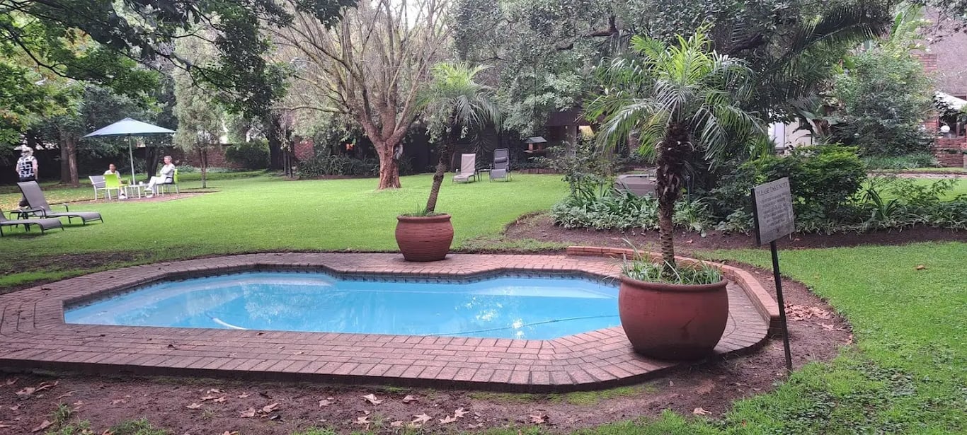 Safari Club Guest Lodge OR Tambo International Airport