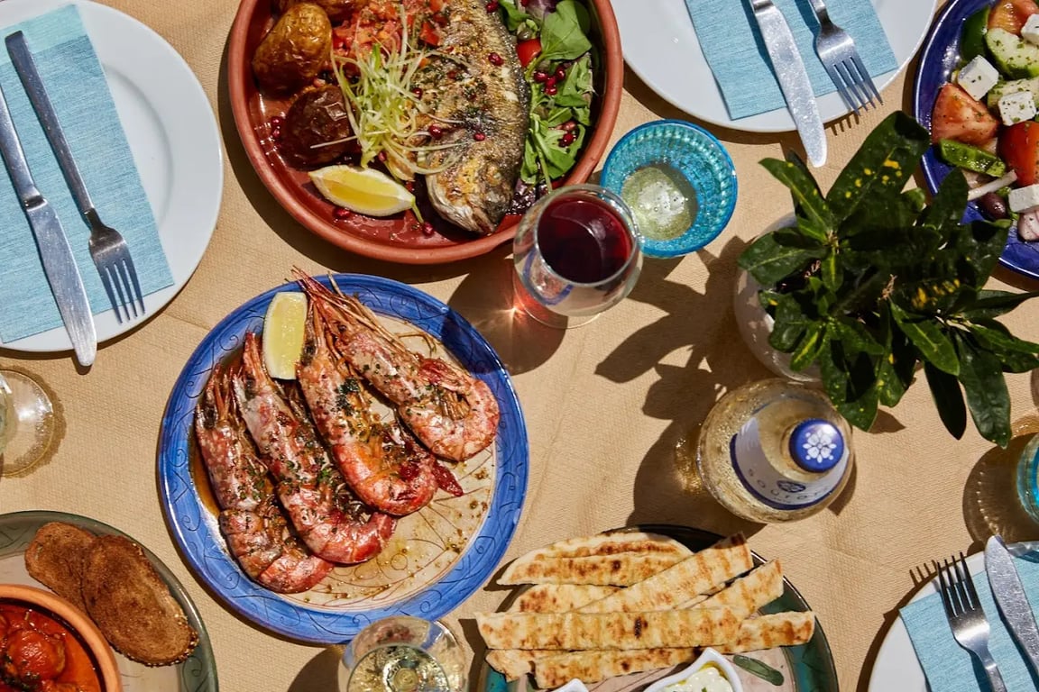 Mikro Nisi Restaurant