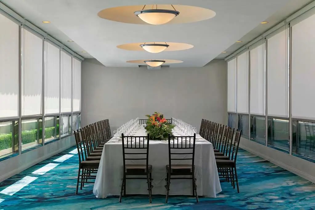 The Belamar Hotel Manhattan Beach, Tapestry Collection by Hilton