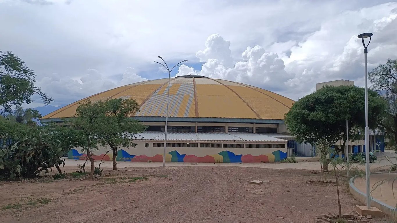 Coliseo José Casto Méndez