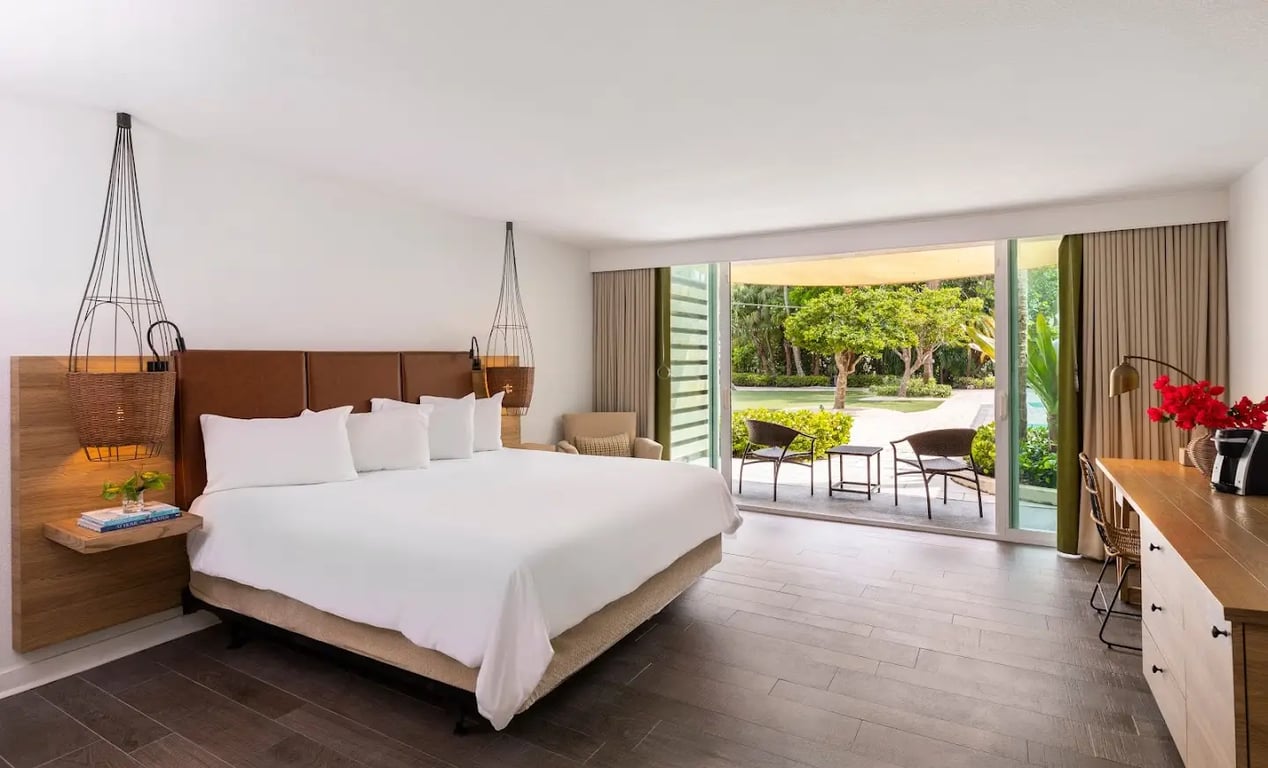 Amara Cay Resort