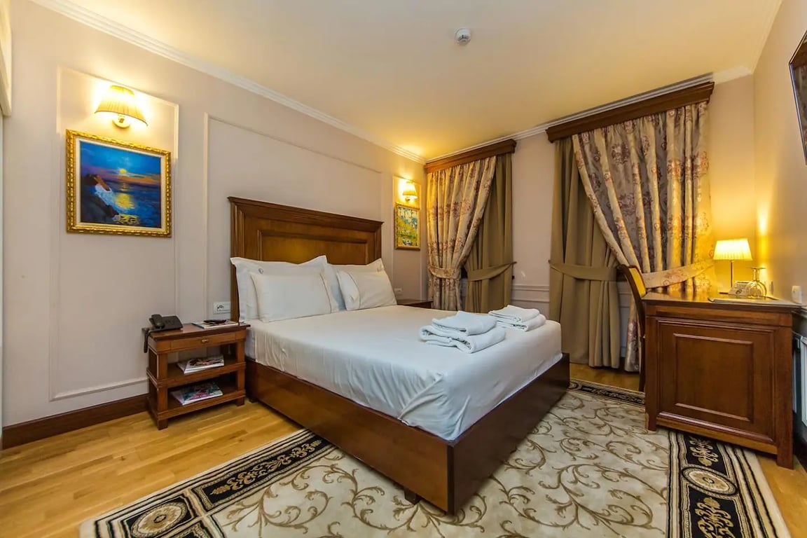 Hotel Opera
