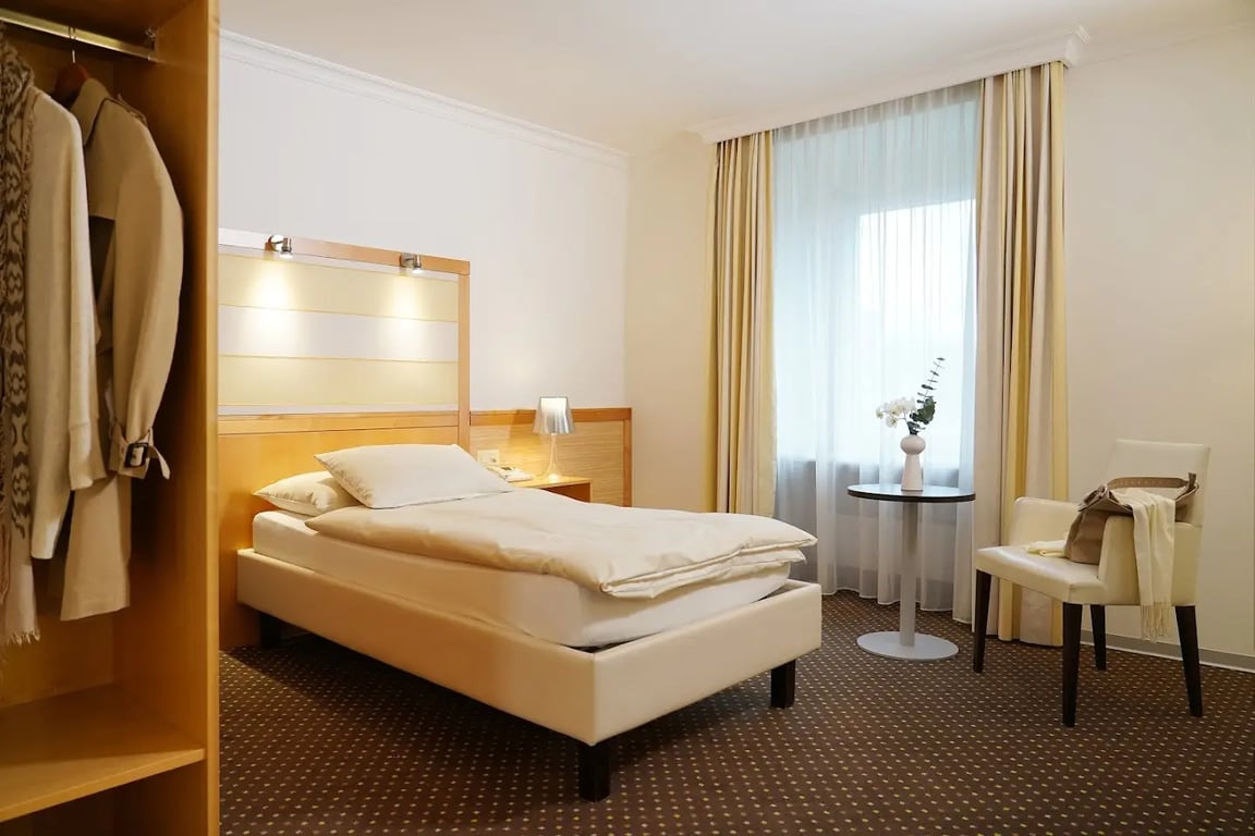 Park-Hotel am Rhein - Gesundheitshotel und Residenzen
