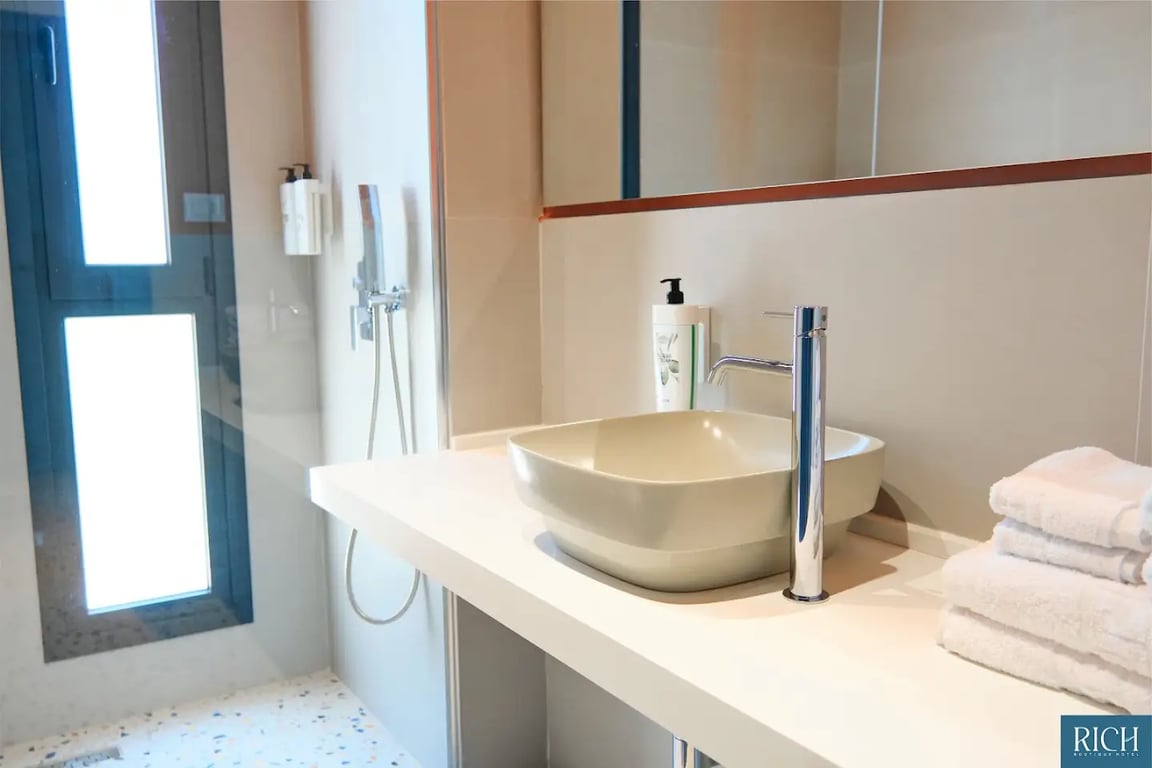 Rich Boutique Hotel