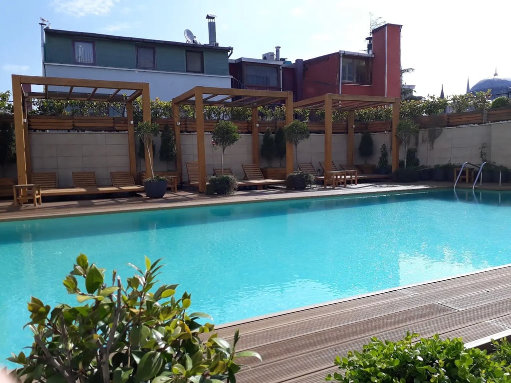 Sura Design Hotel & Suites