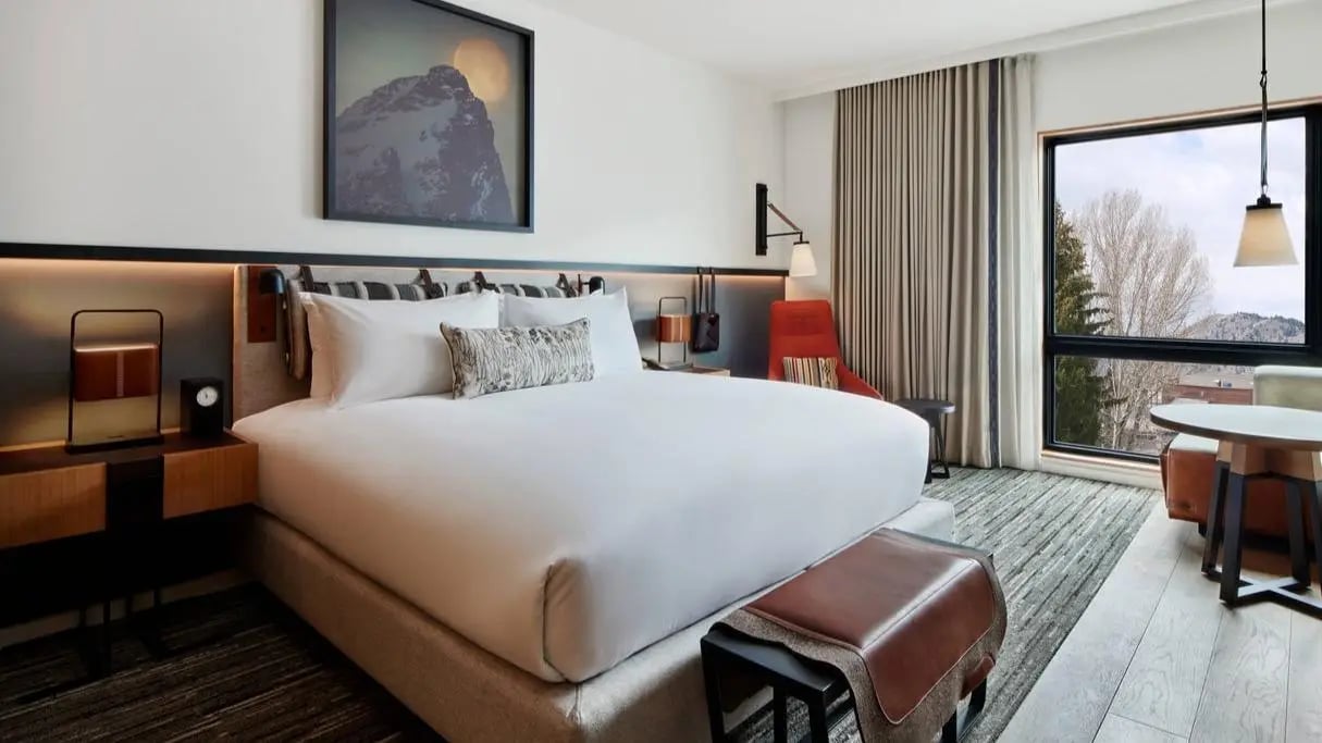 The Cloudveil, an Autograph Collection Hotel