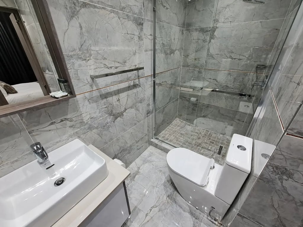Luxe Suites Boutique Hotel