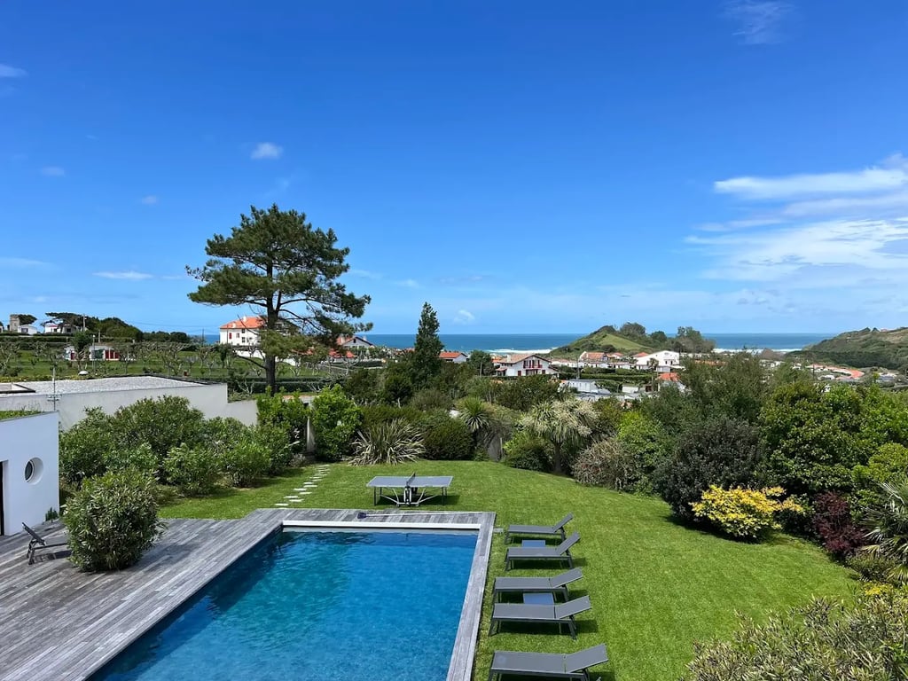 Lafitenia Resort