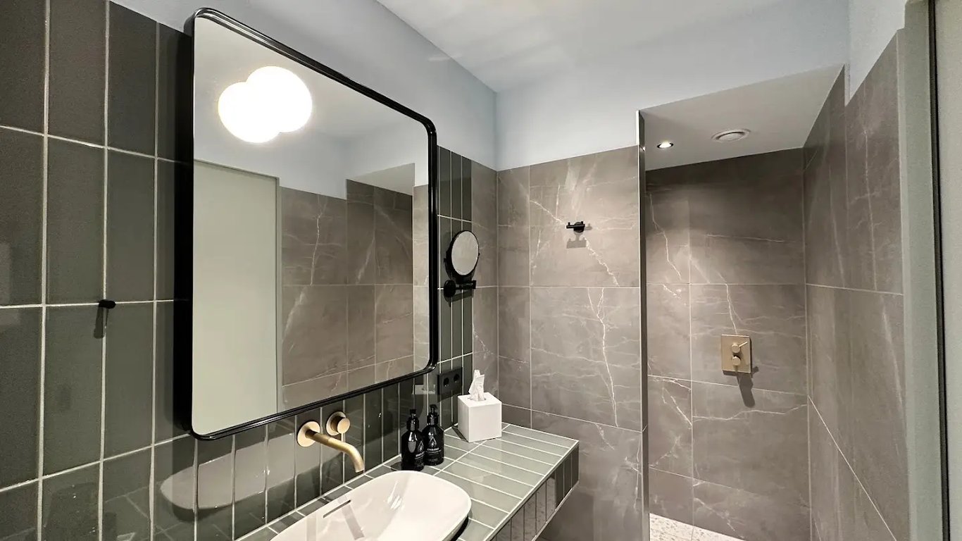 Hotel Indigo Vienna - Naschmarkt, an IHG Hotel