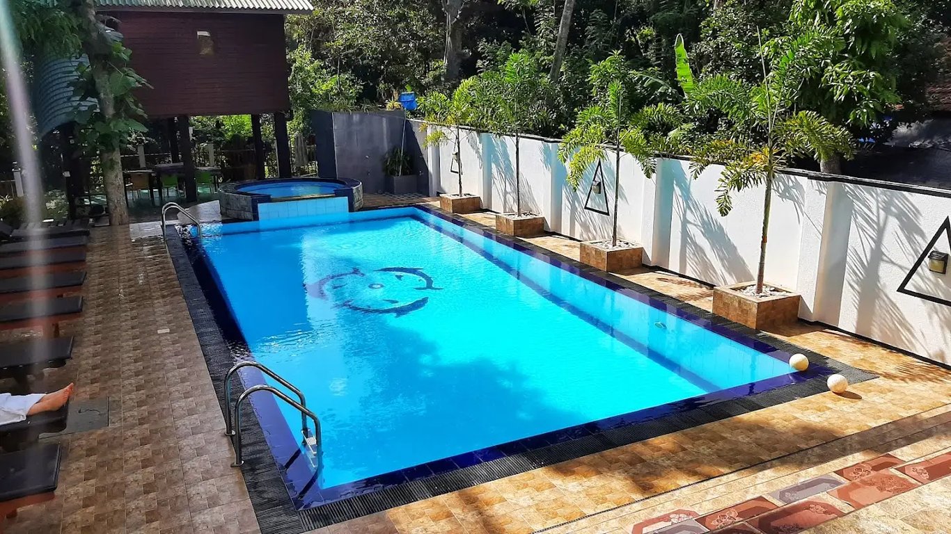 Yala River Front Hotel & Restaurant