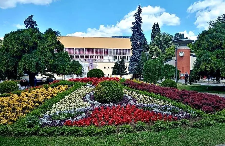 Raška Hall
