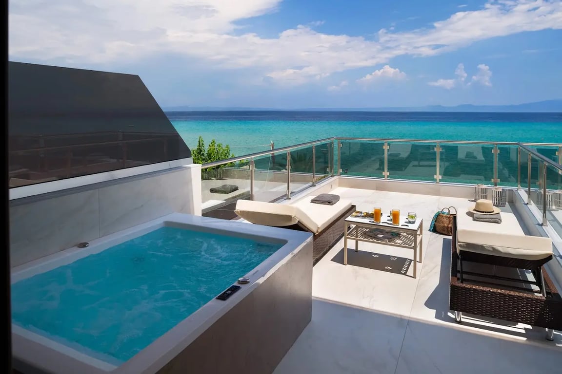 Sea Level Hotel - Adults Only 16 plus