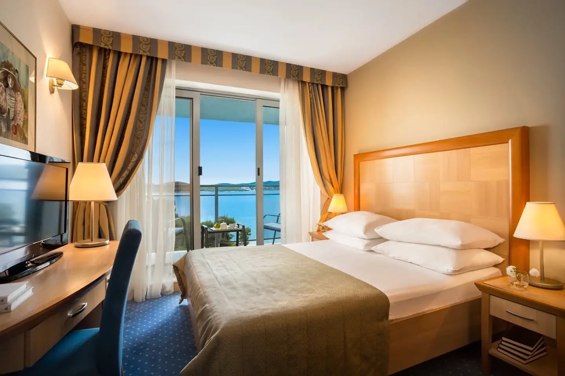 Aminess Grand Azur Hotel