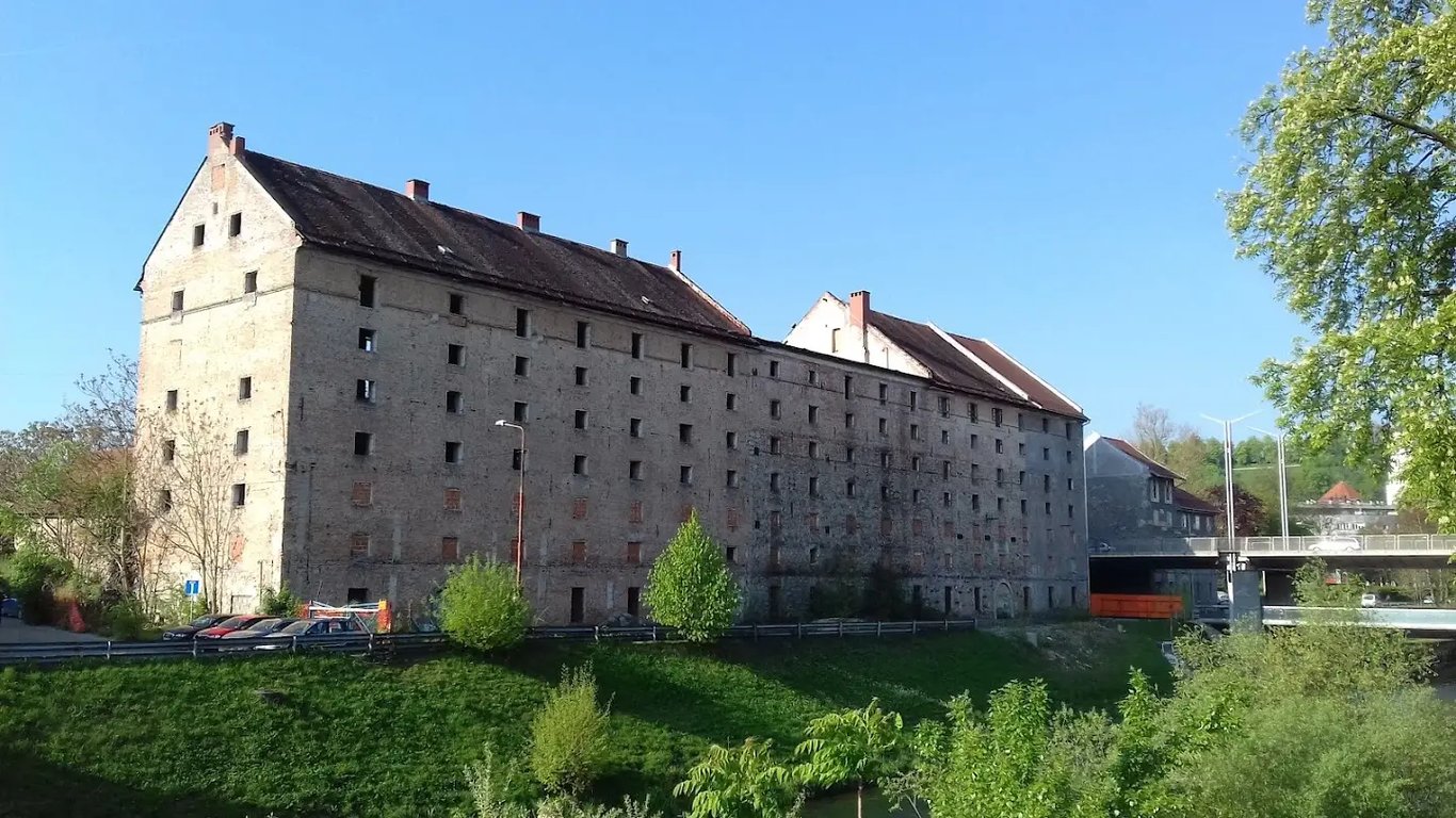 Cukrarna