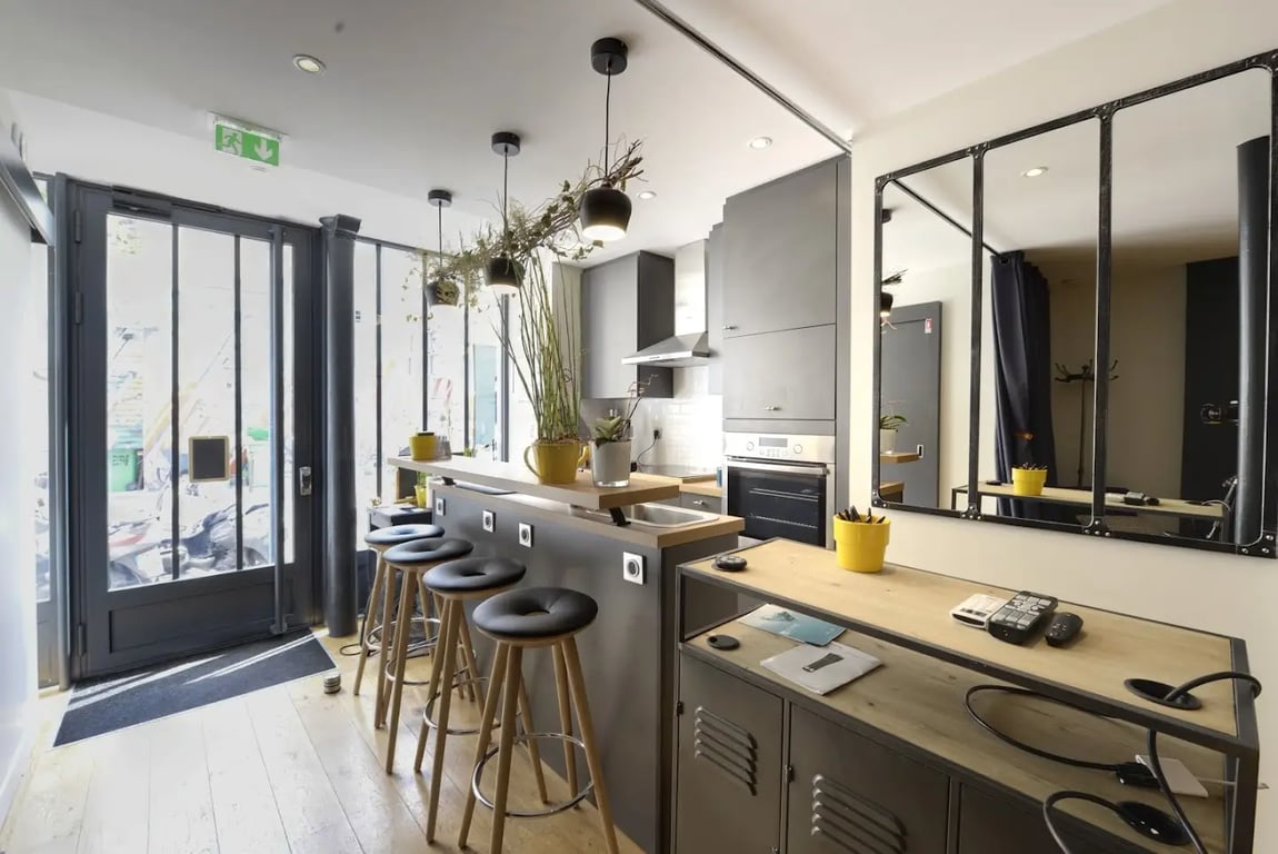 Let's Rendezvous