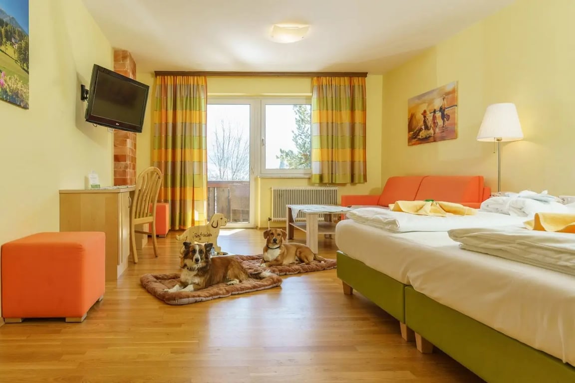 Almfrieden Hotel & Romantikchalet