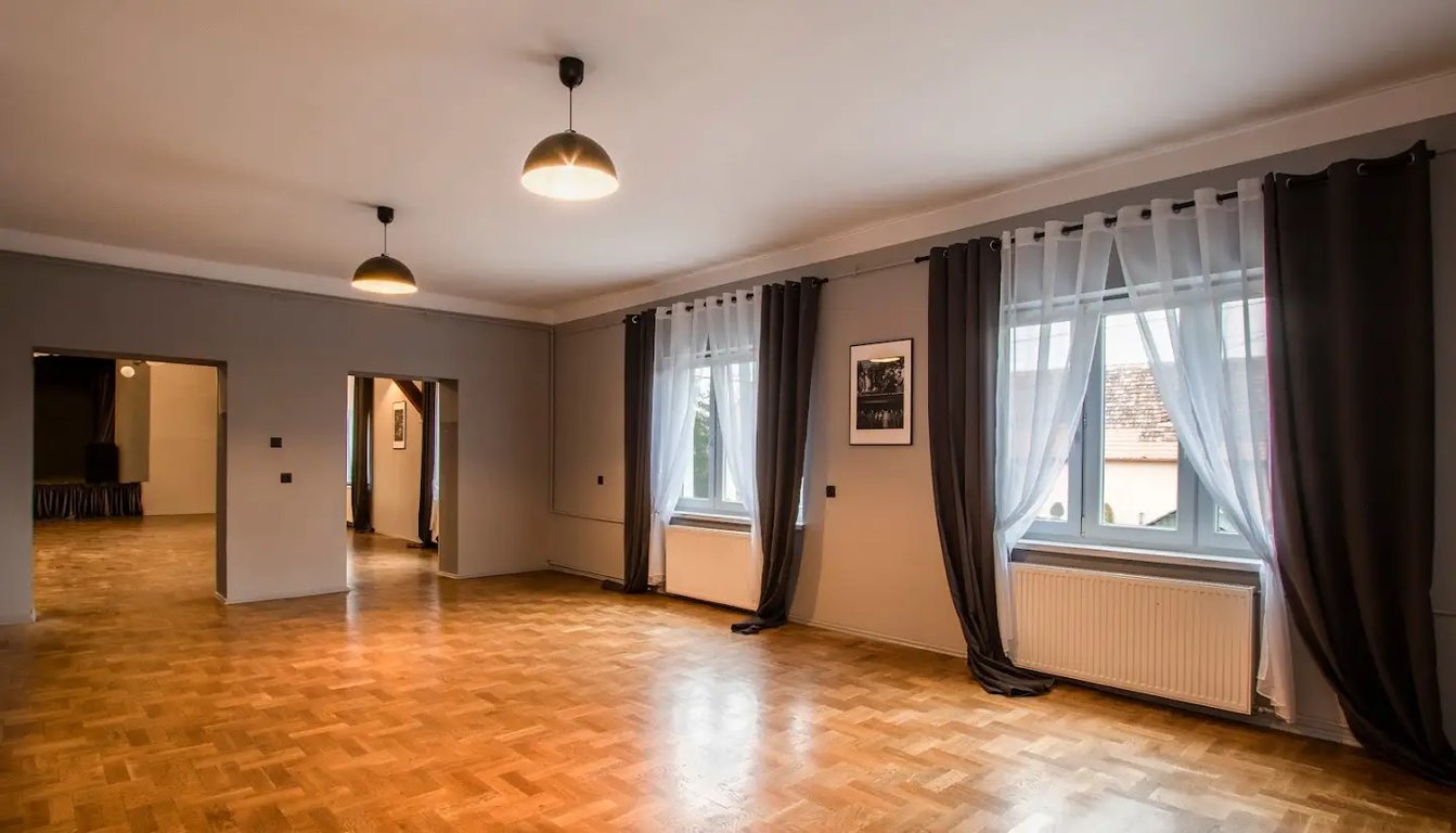 Sala GOKiS Miłkowice - Siedliska 6