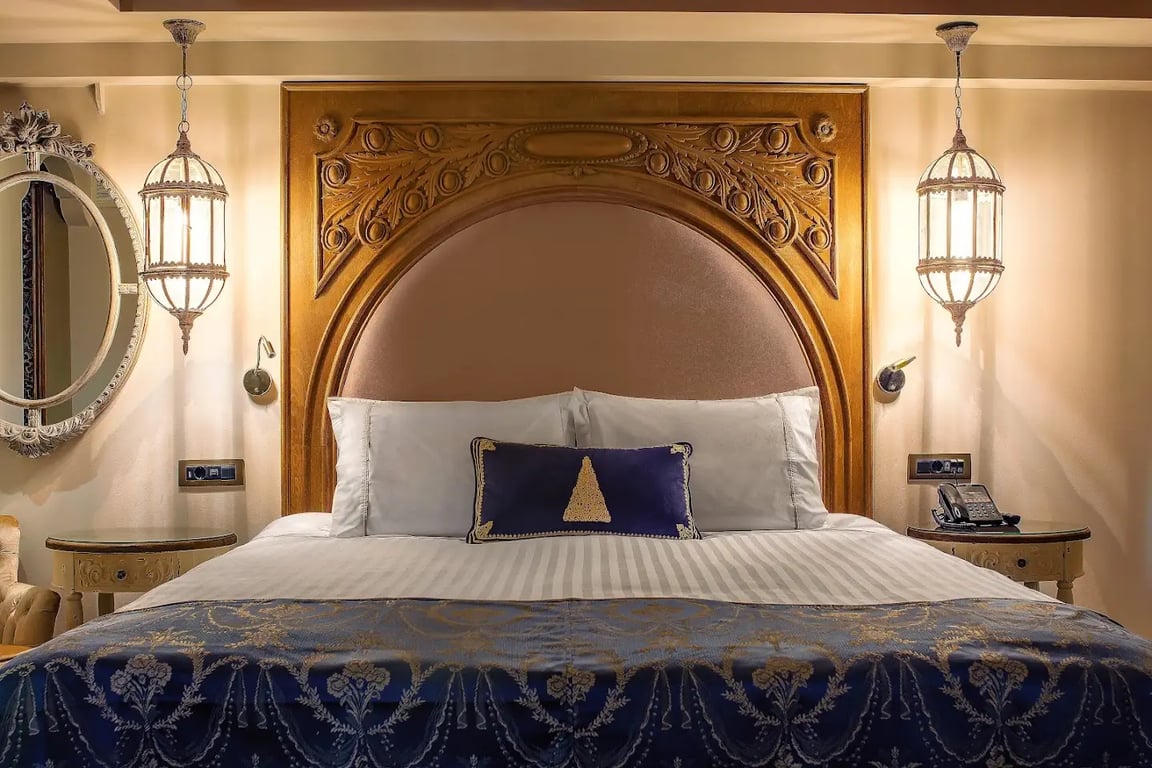 KAMARES Historic Boutique Hotel & Spa