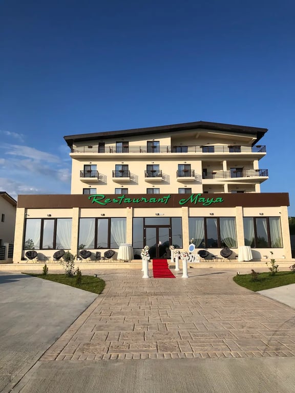 Hotel Maya