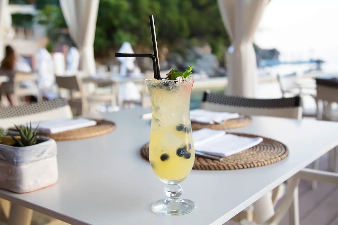 Dukley Beach Lounge