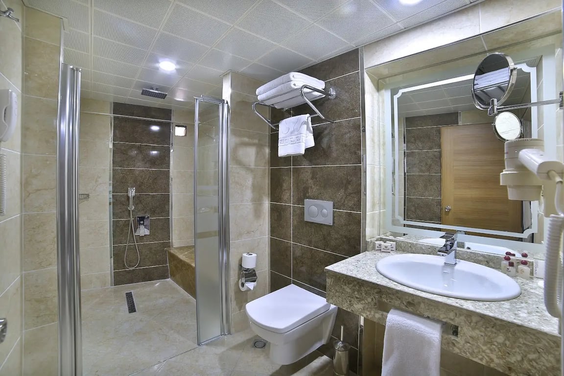 New Marathon Hotel