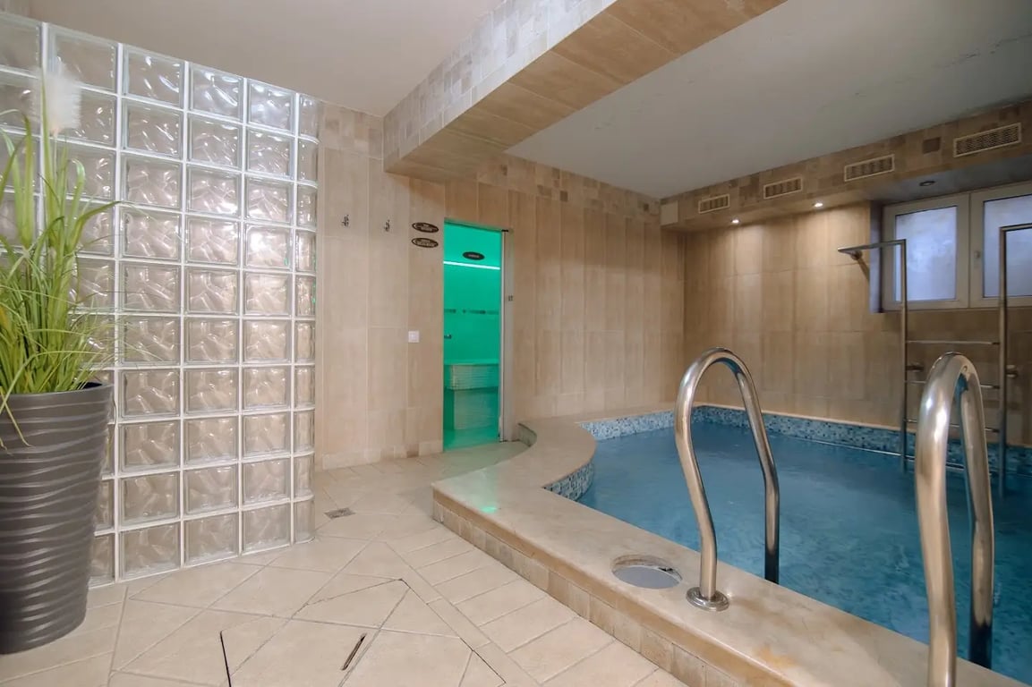 Tulip Residence & Spa Hotel