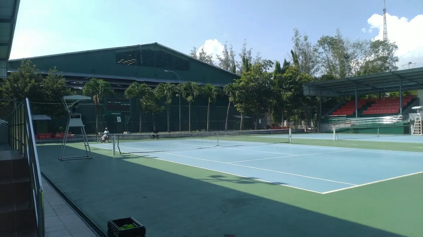 Manahan Tennis Court