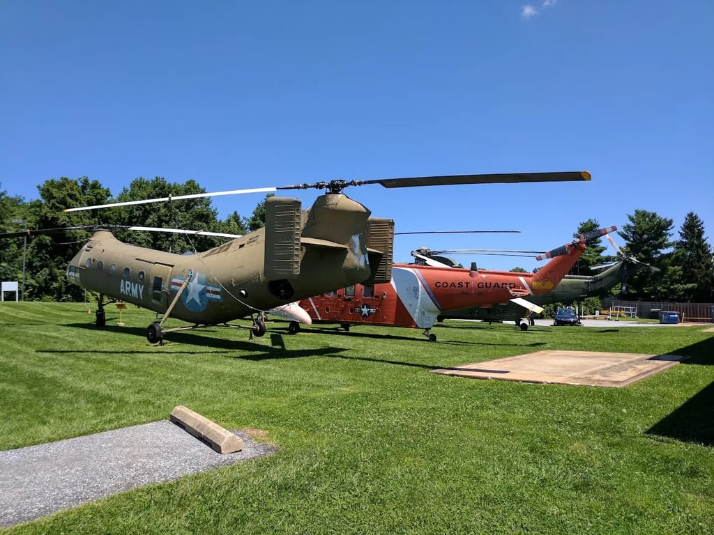 American Helicopter Museum & Education Center