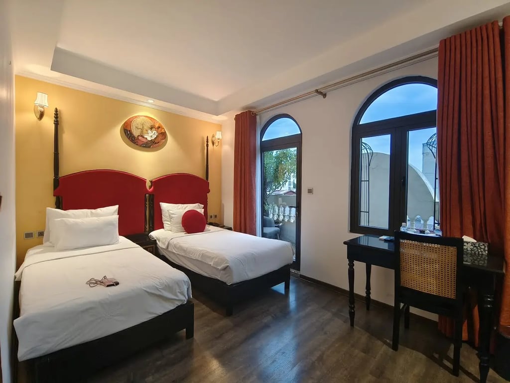 Hanoi Center Silk Boutique Hotel & Travel