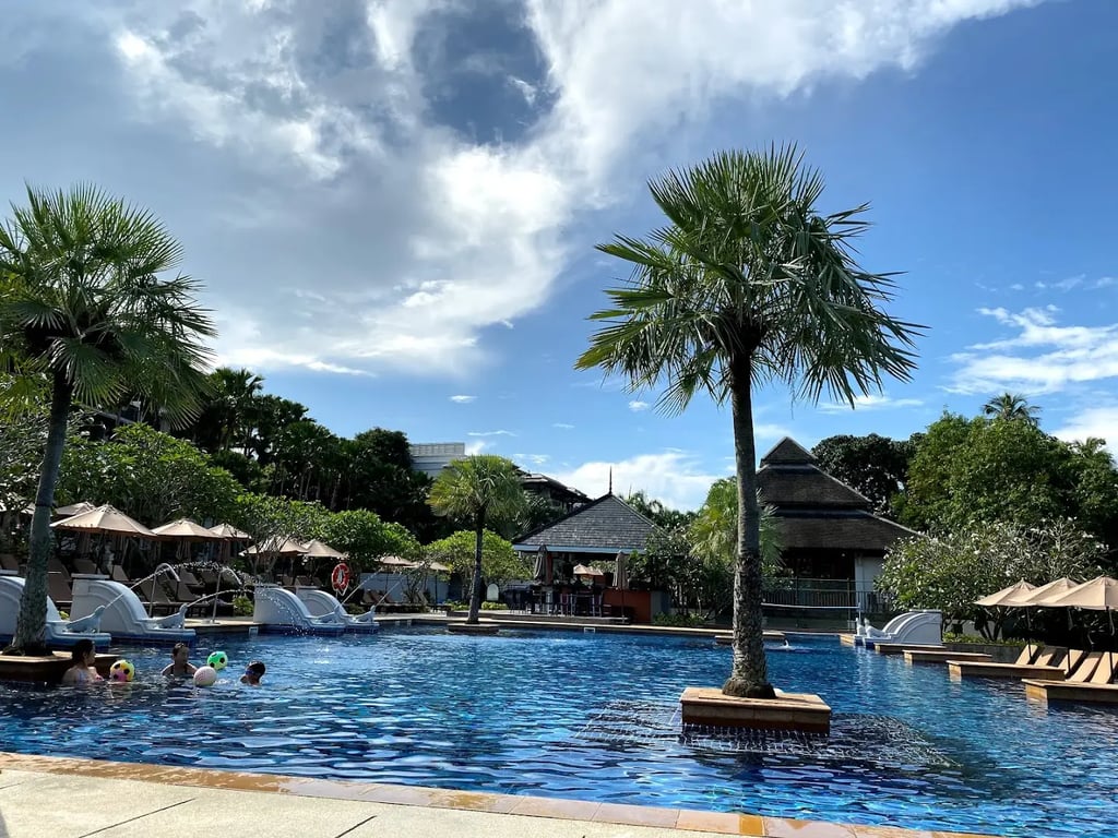 Marriott's Phuket Beach Club