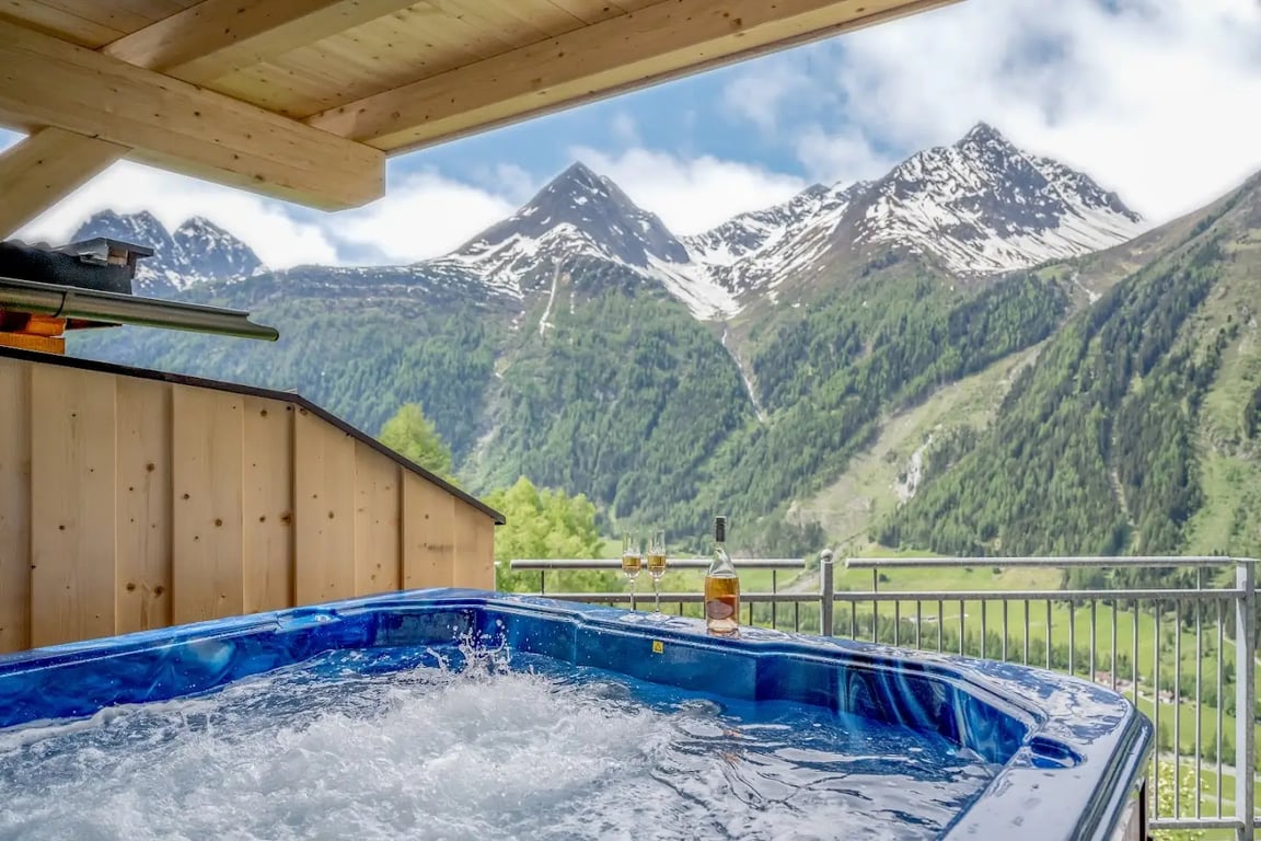 Hotel Burgstein - alpin & lifestyle