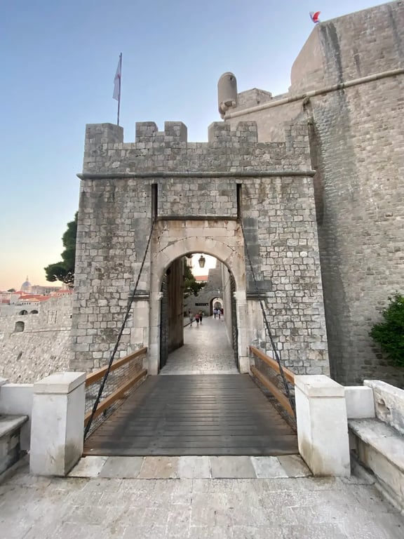 Revelin Fortress