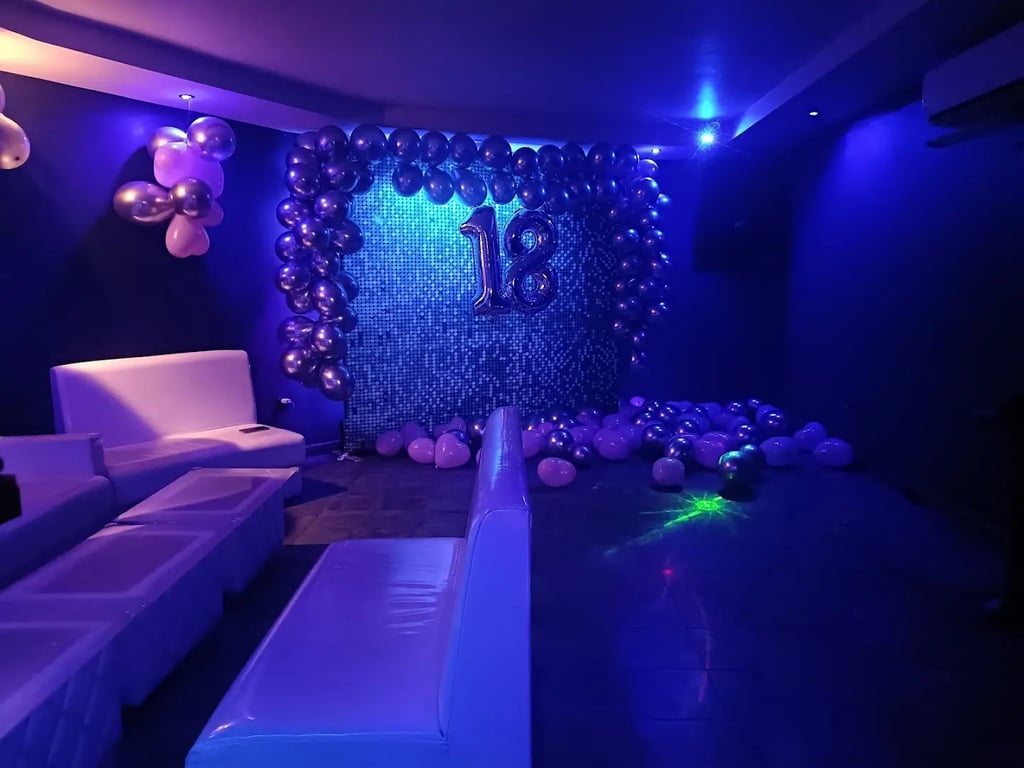Party Studio - Długa 4