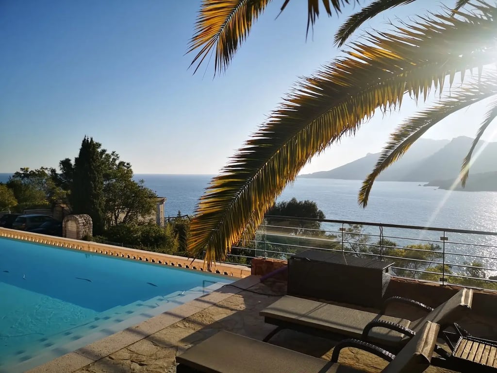 Palais Bulles