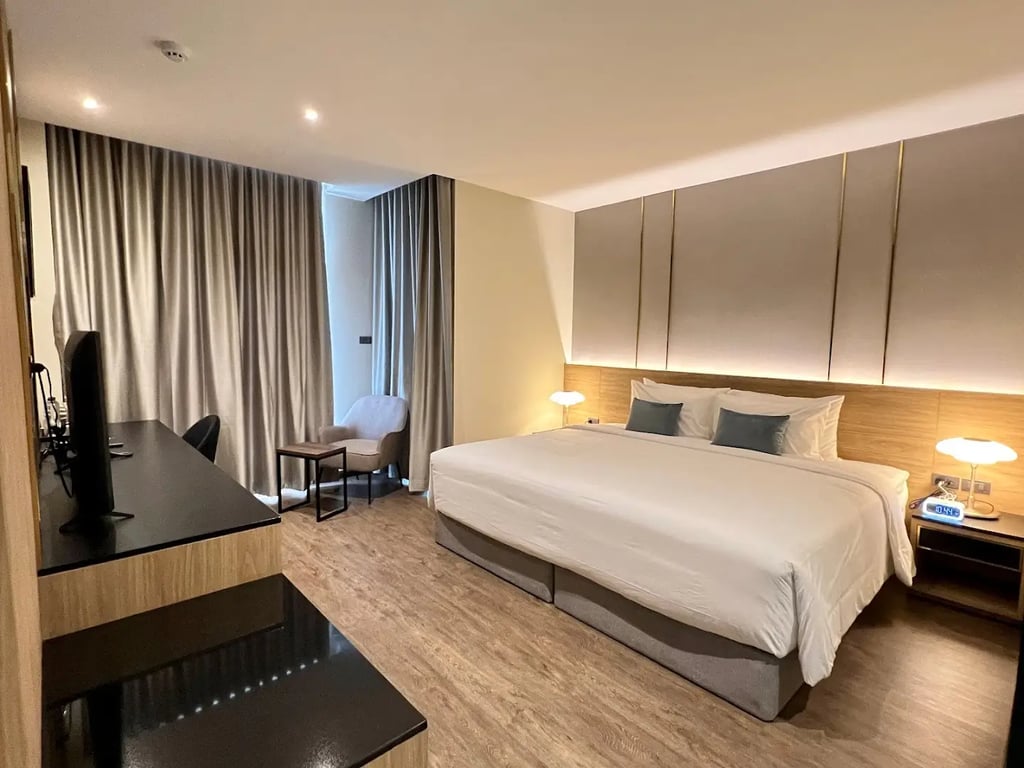 SAM E Hotel Bangkok Sathorn