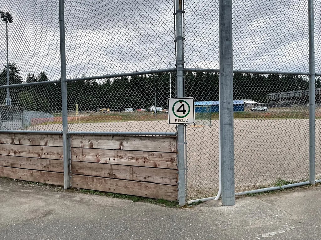 Gene Lobe Field