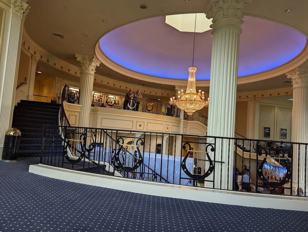American Music Theatre