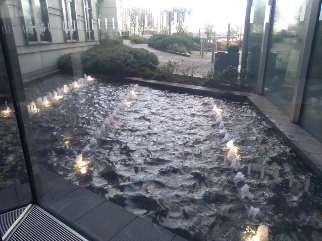 Radisson Blu New Providence Wharf Hotel, London