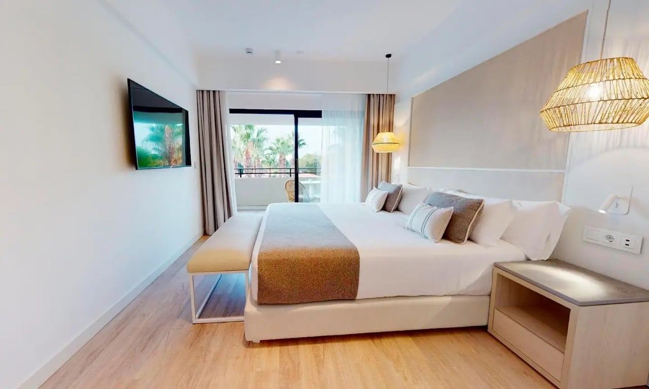 The Signature Level at Grand Palladium Sicilia Resort & Spa