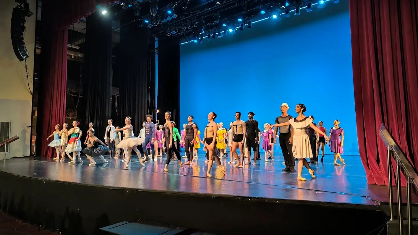 Teatro Anayassi