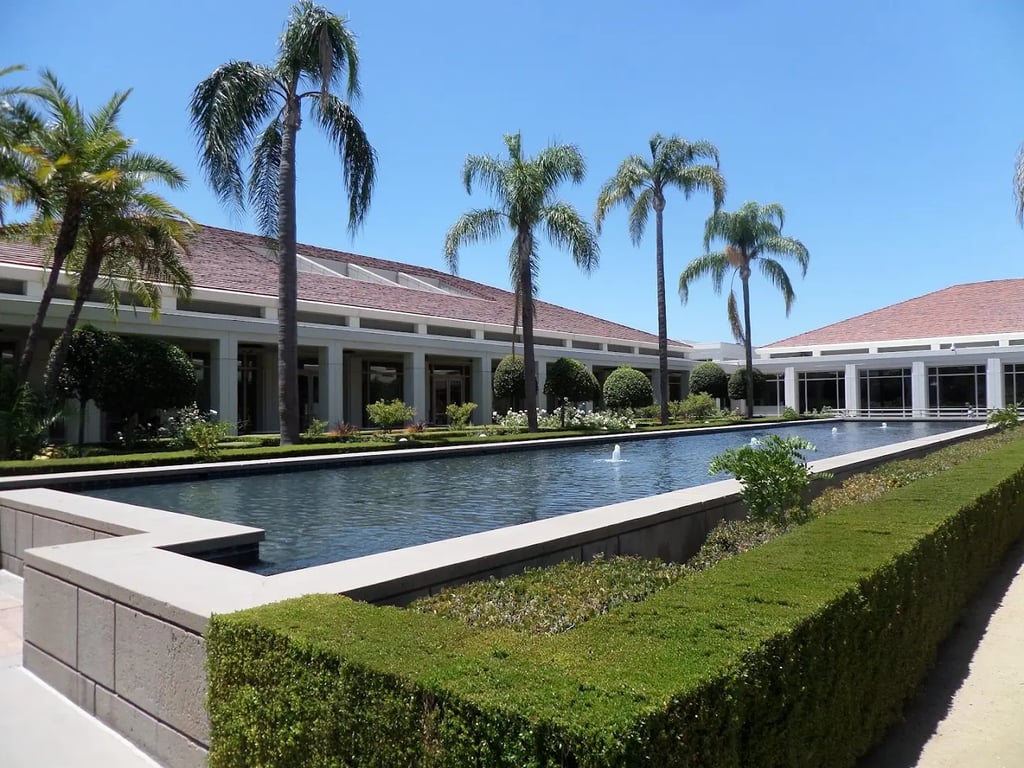 The Richard Nixon Library