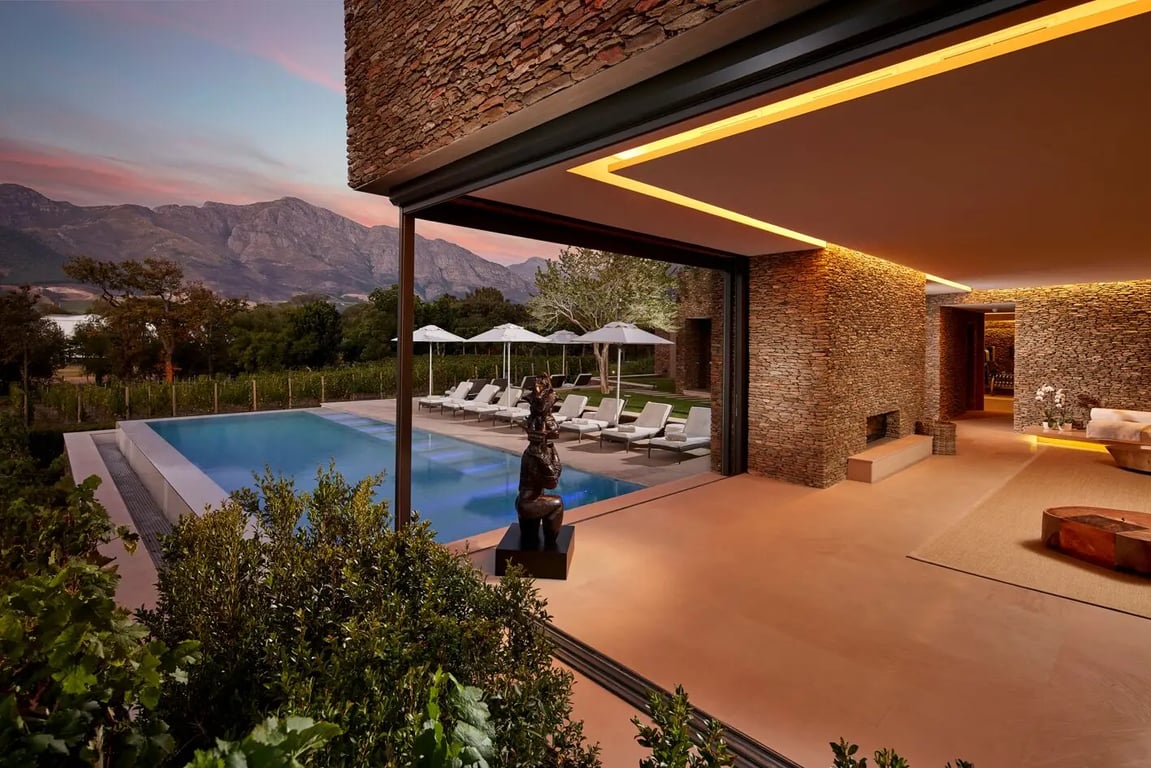 Leeu Estates