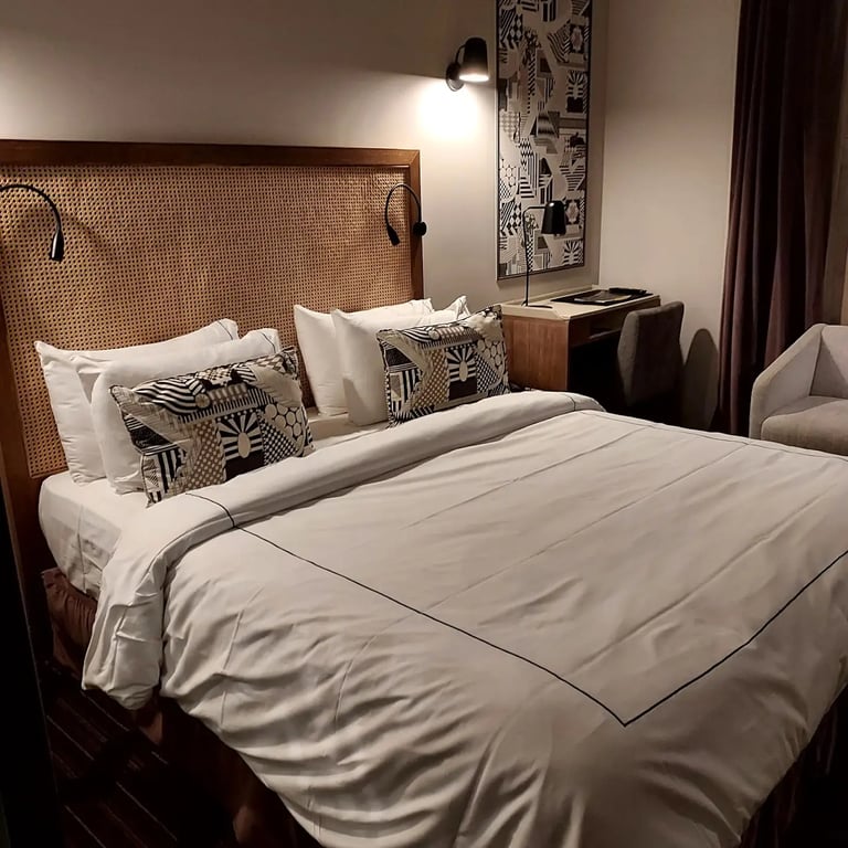 Mom'Art Hotel