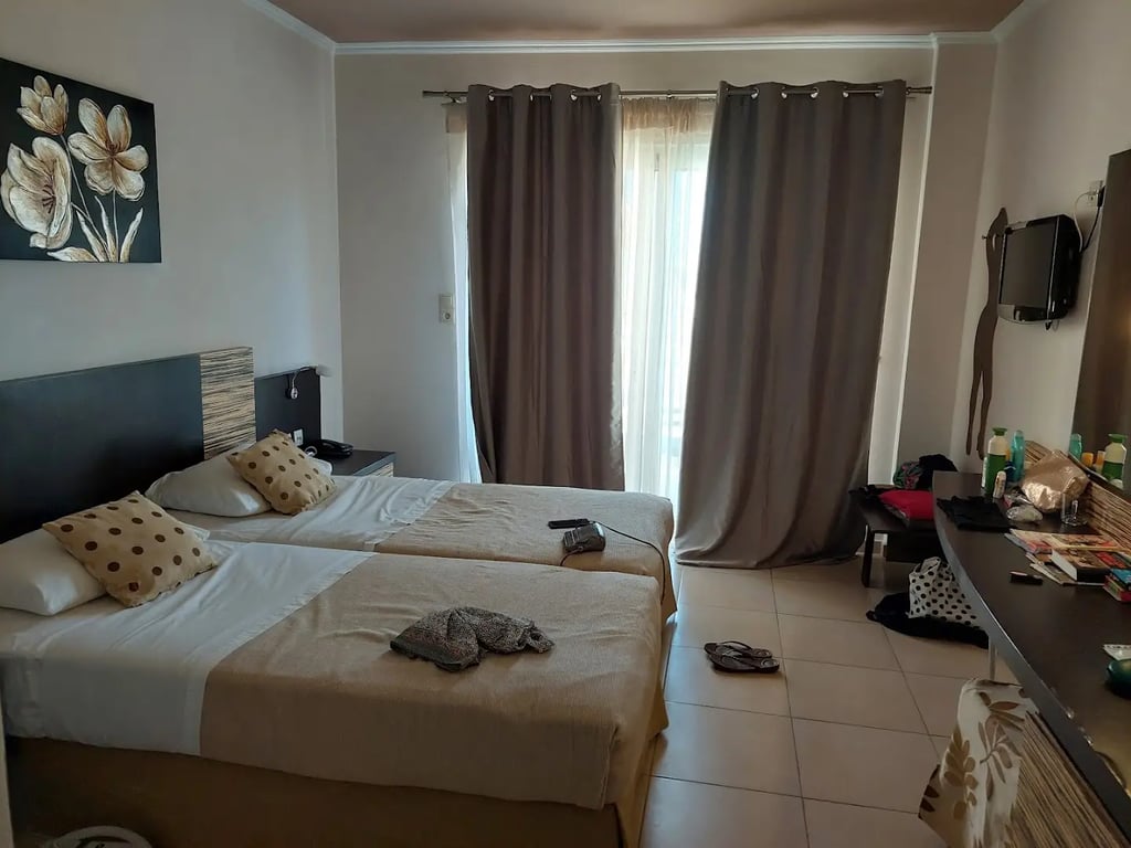 Nereides Hotel