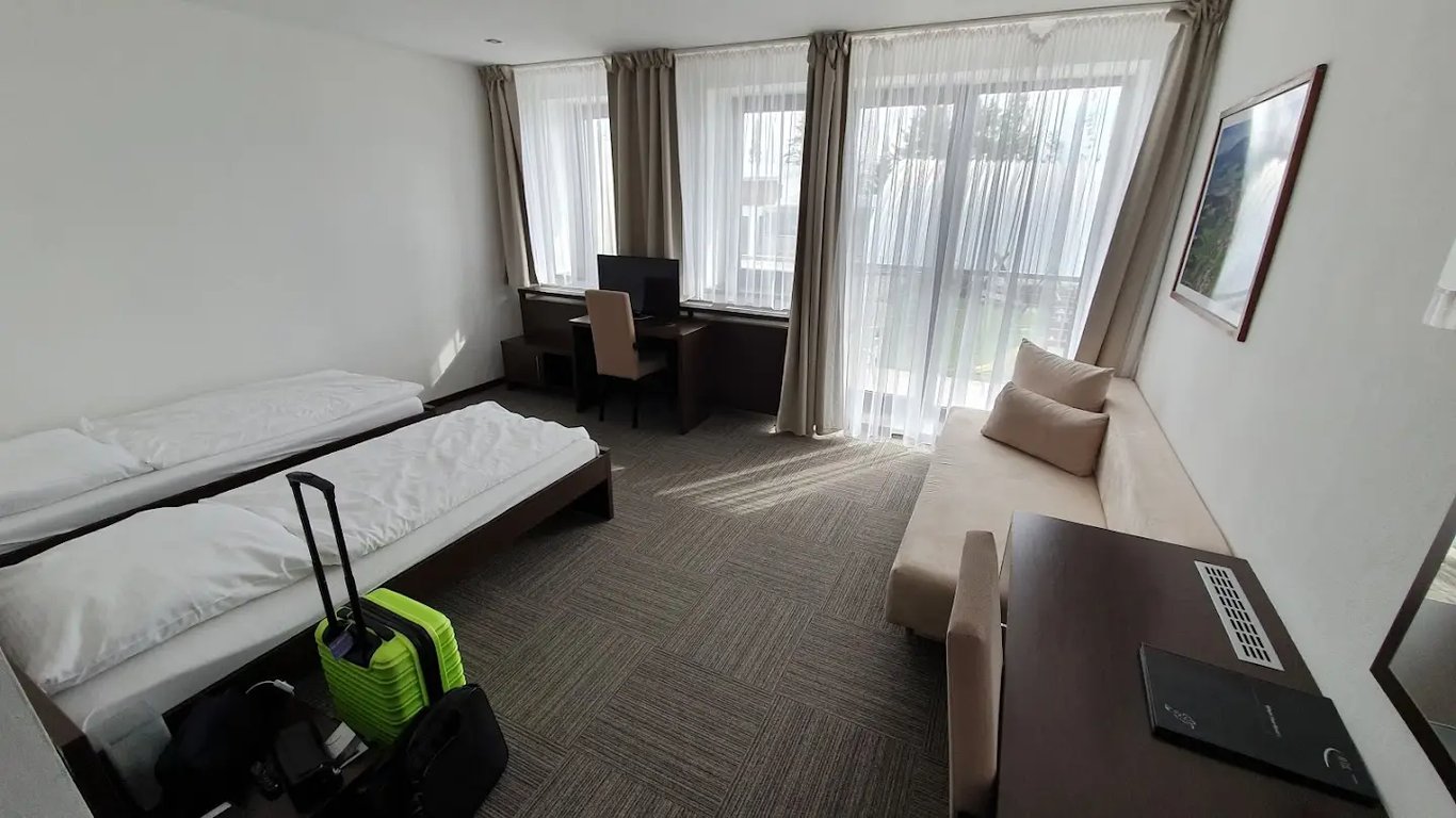 Hotel ALTIS
