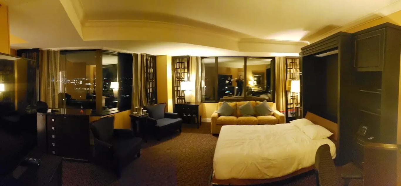 Hilton Anatole Hotel