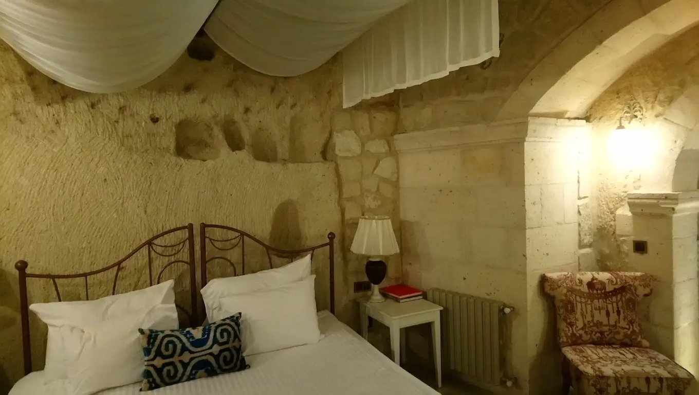Tafoni Houses Cave Hotel