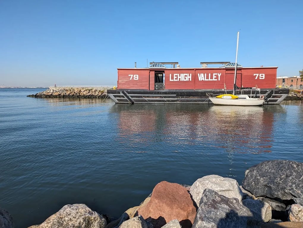 Waterfront Museum and Showboat Barge